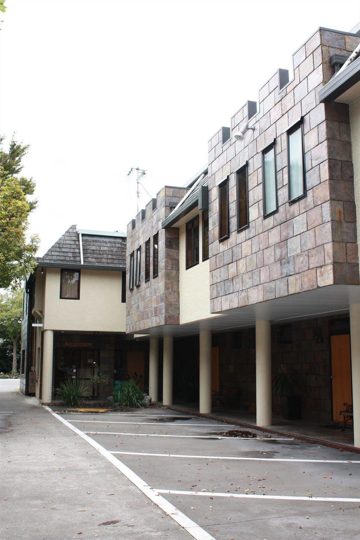 Motel Fitzherbert Castle Palmerston North