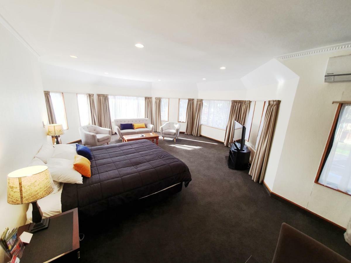 Motel Fitzherbert Castle Palmerston North